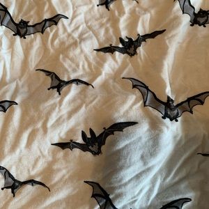 4 sets of Kyte Baby 2T long sleeve Pajamas